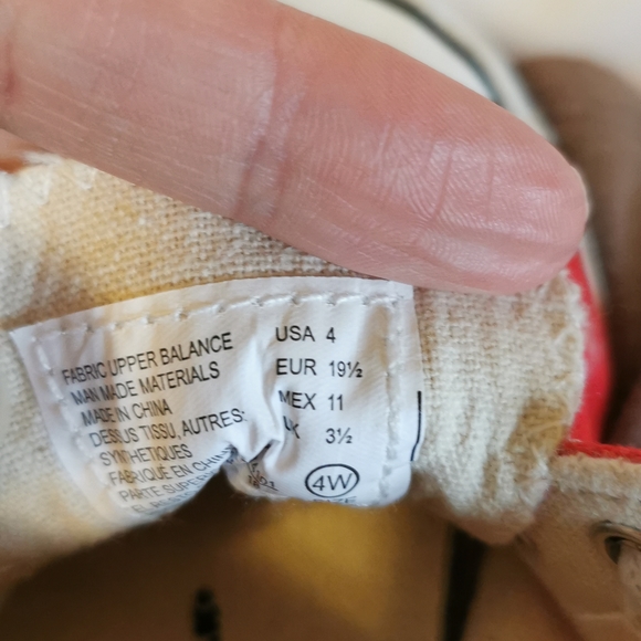 Airwalk Red shoes (4W- baby) - Picture 11 of 16